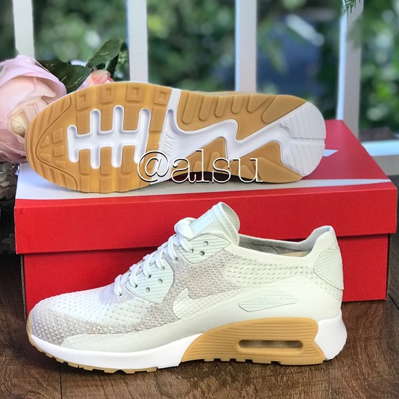 NWTNike Air Max 90 Ultra Flyknit  Sail WMNS - Picture 5 of 8